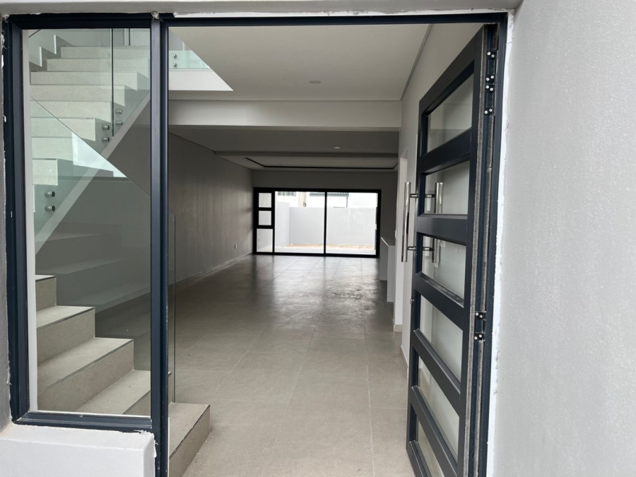 4 Bedroom Property for Sale in Sandown Western Cape